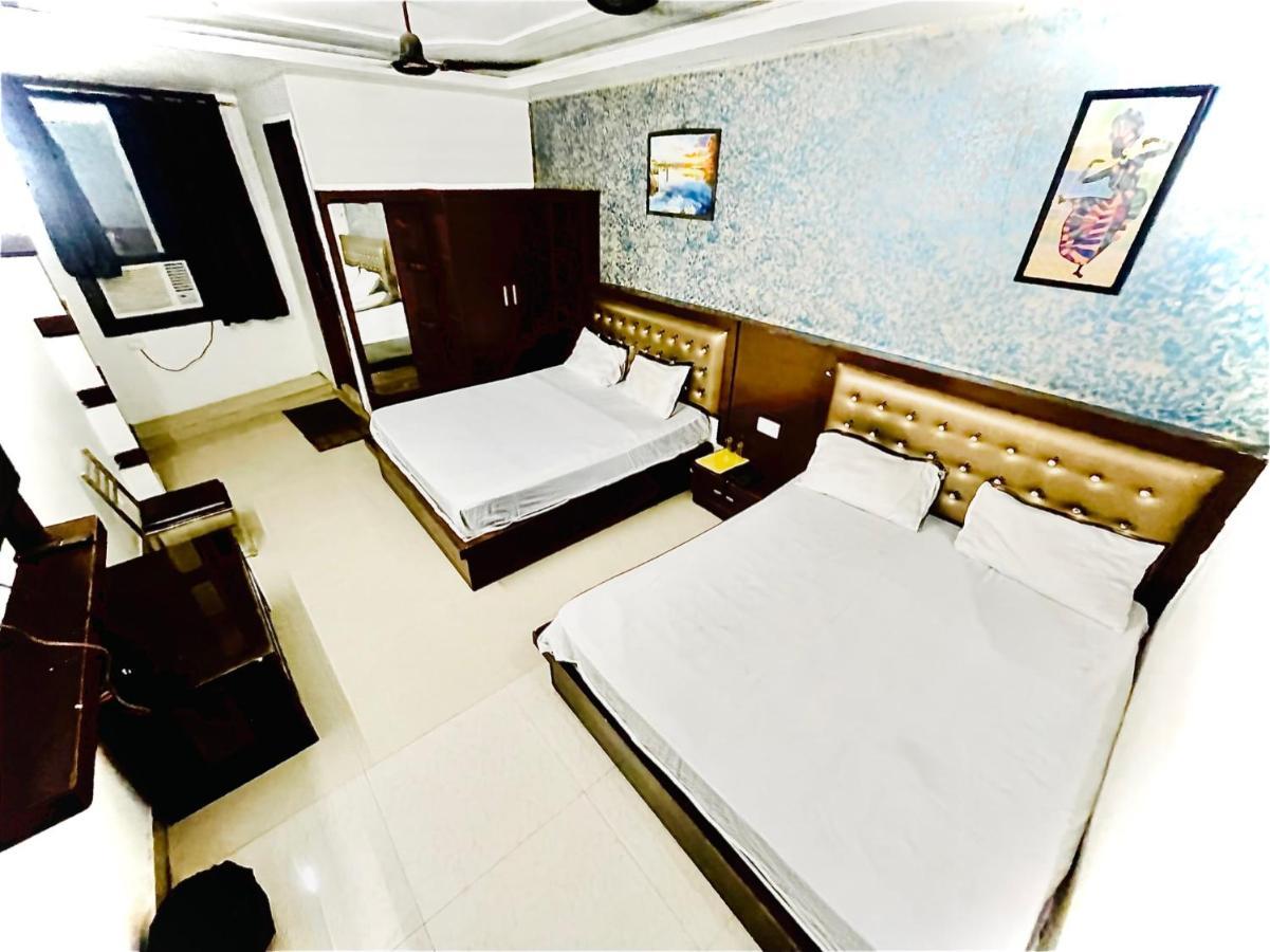 Blue Rose International, Family Hotel Агра Экстерьер фото